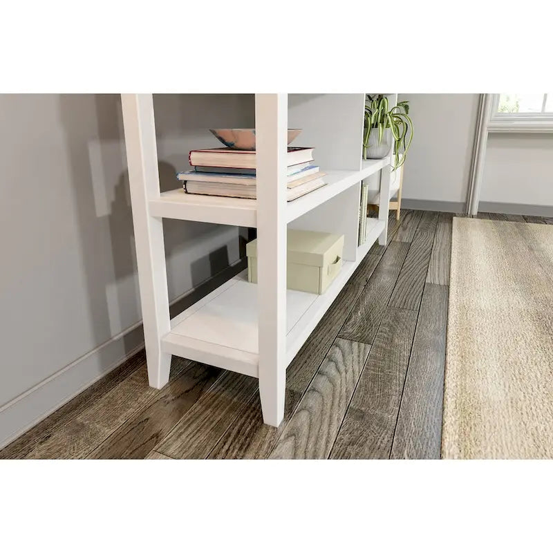 137 cm breites, niedriges Bücherregal aus Holz mit offenen Fächern, Weiß